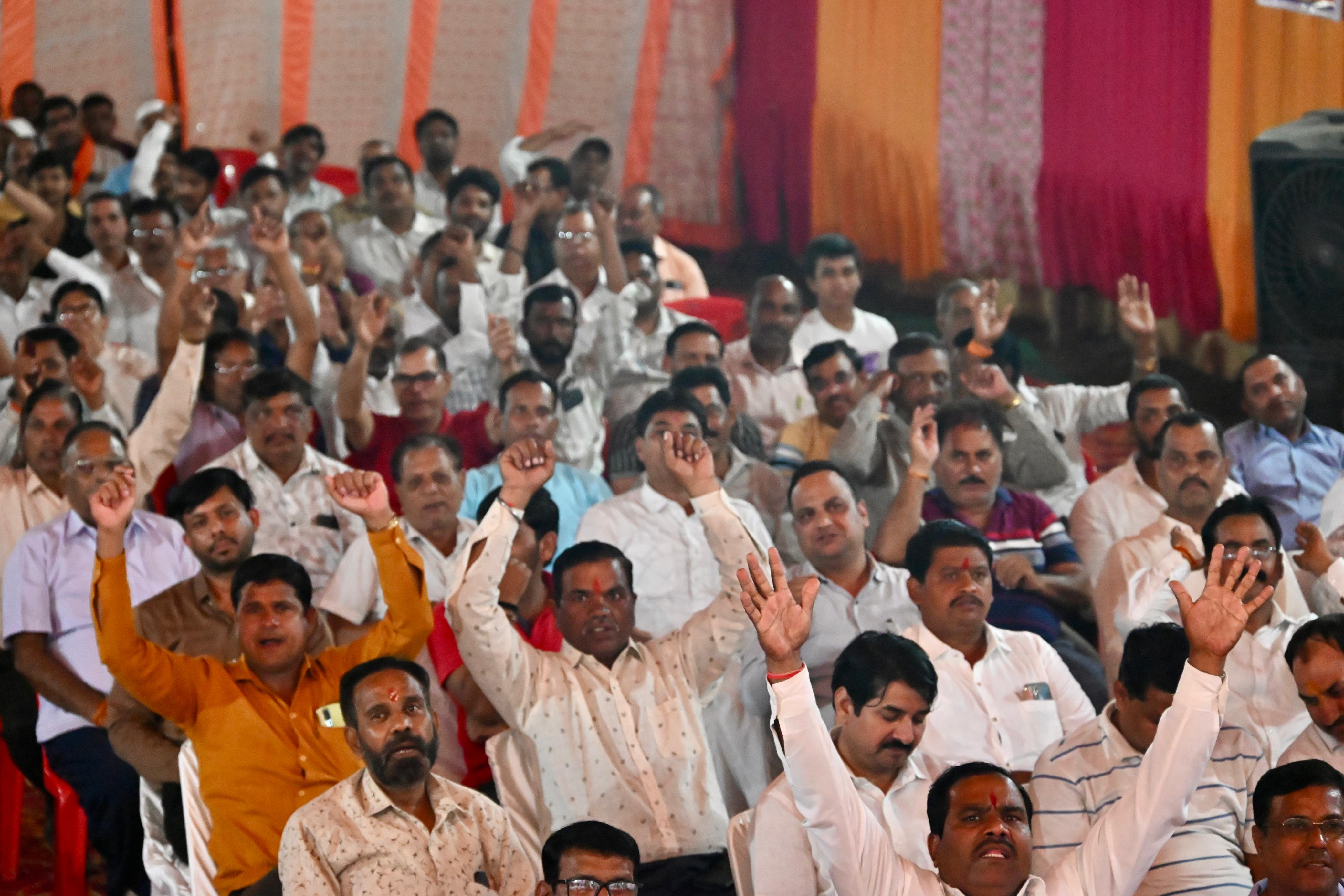 प्रबुद्ध जन सम्मेलन पीथमपुर